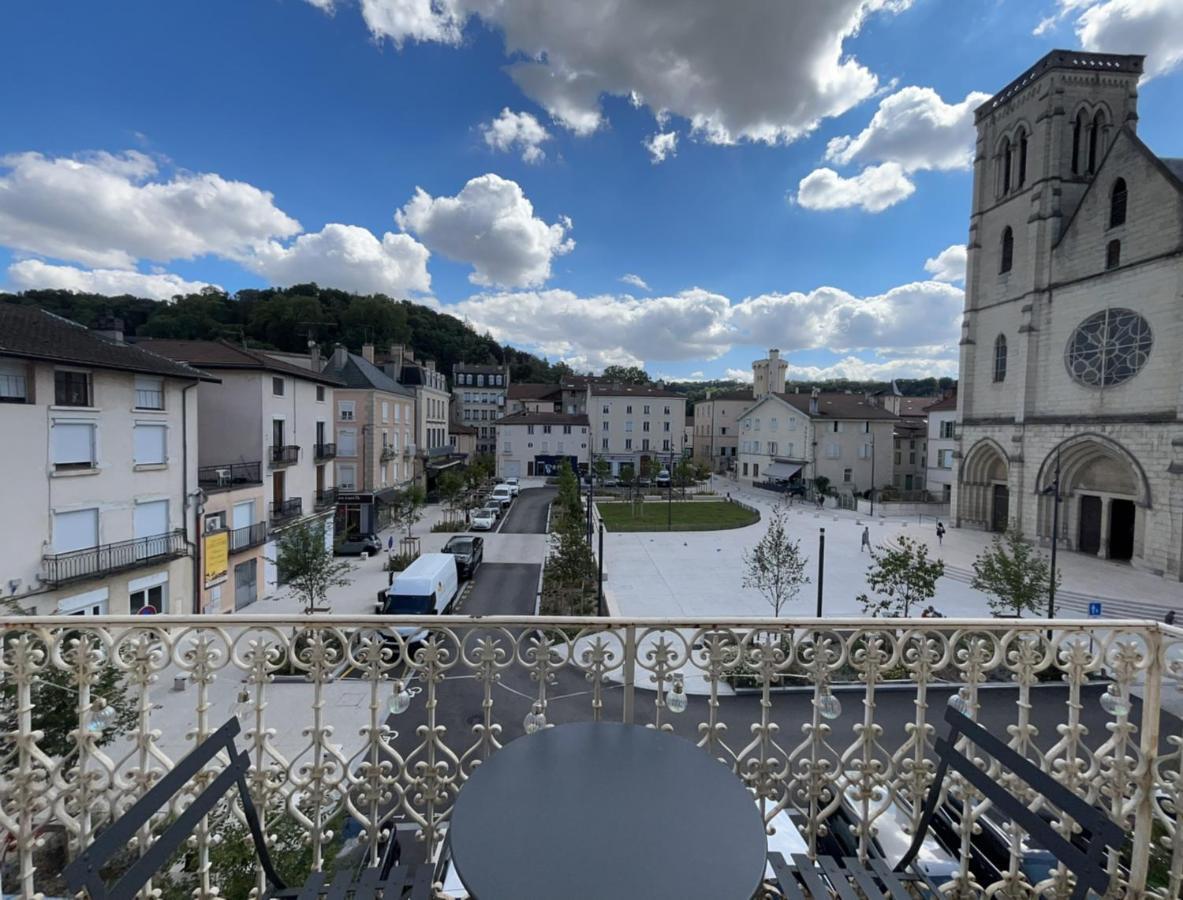 Carnot Place Bourgoin-Jallieu Ngoại thất bức ảnh