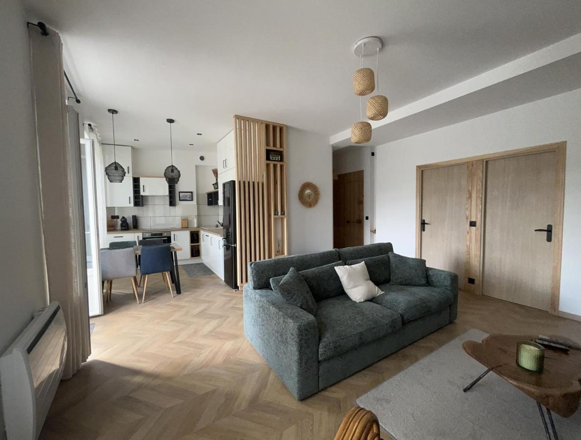 Carnot Place Bourgoin-Jallieu Ngoại thất bức ảnh