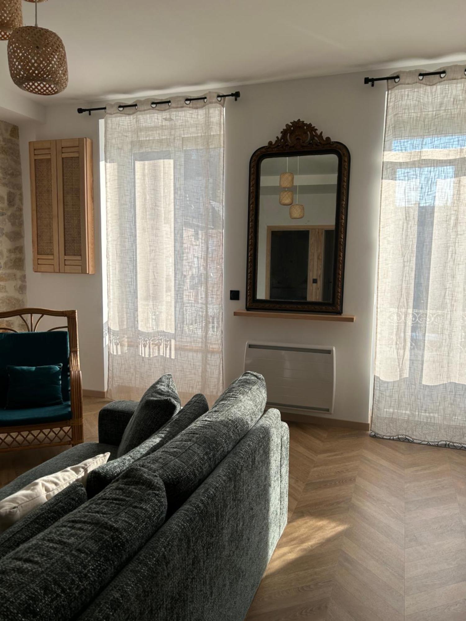 Carnot Place Bourgoin-Jallieu Ngoại thất bức ảnh