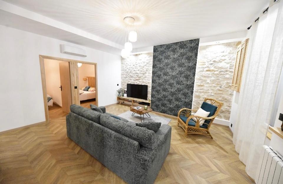 Carnot Place Bourgoin-Jallieu Ngoại thất bức ảnh